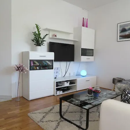 Apartman Eli Rovinj Exterior photo